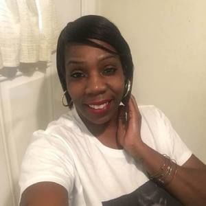 Meet your Posher, Latoya